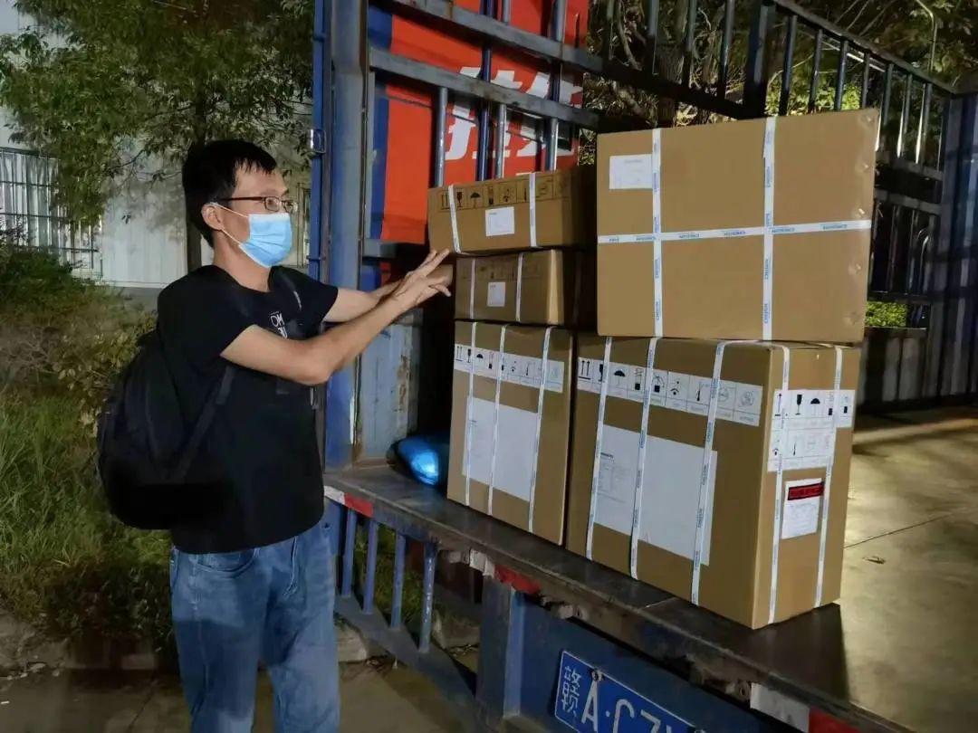 ag贵宾厅医疗抗疫逆行驰援吉安